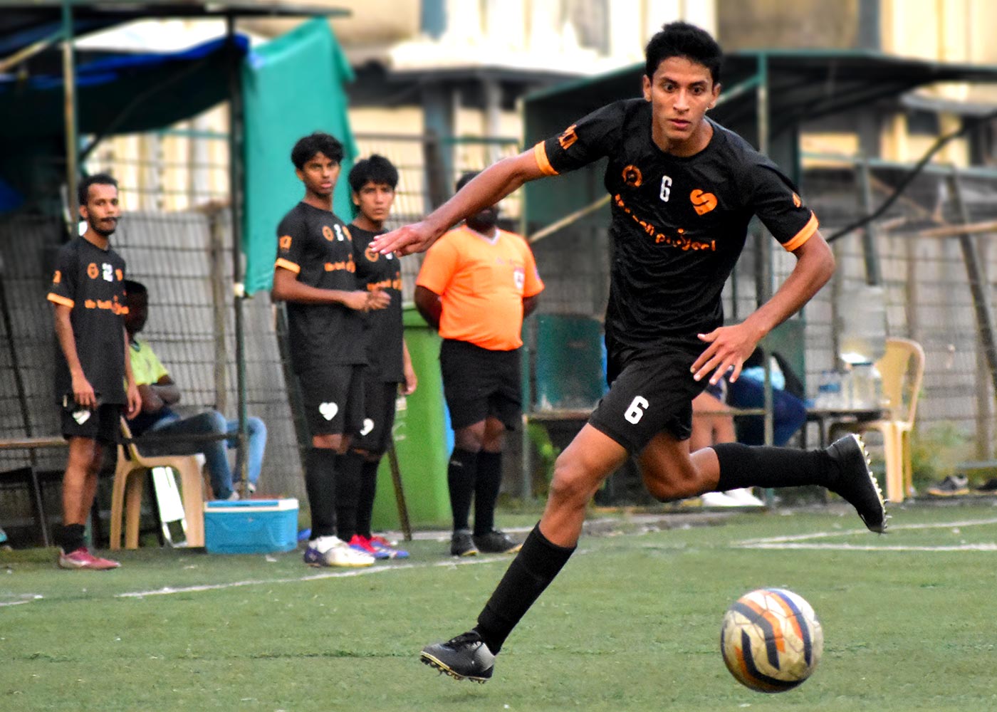 Seven-Star Strikers Sweep Aside Symbians FC